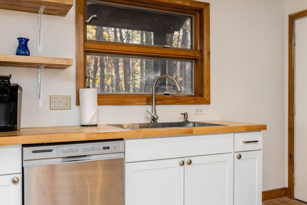 7Th Hole Chalet At Wintergreen Resort Hot Tub, Sauna & 3 Fireplaces Exterior foto