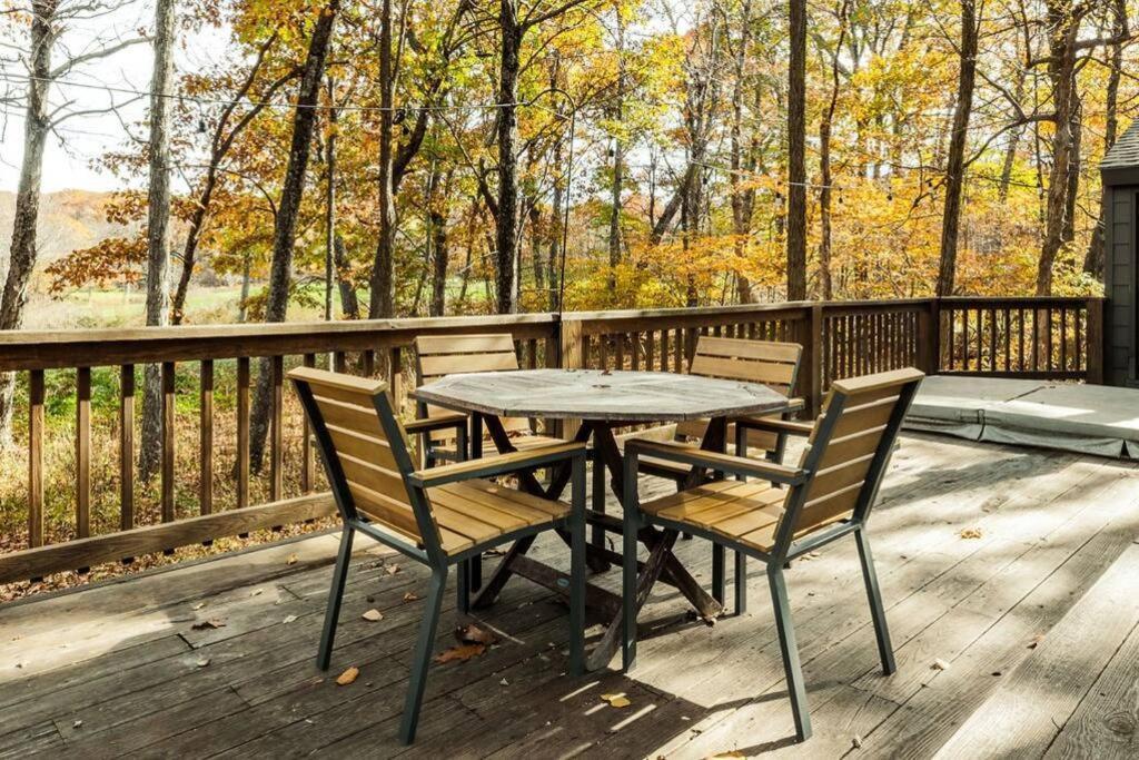 7Th Hole Chalet At Wintergreen Resort Hot Tub, Sauna & 3 Fireplaces Exterior foto